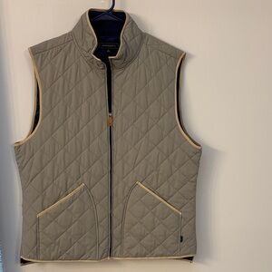 Mens Quilted Vest. Gray. Size Large.